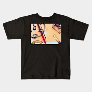 Abstract Watching Time Kids T-Shirt